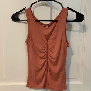 Gimmicks tank top